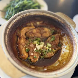 Caramel braised fish (cá bông lau kho)