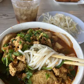 G4. Canh Bun