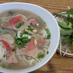 Rare Beef Pho (7.50)