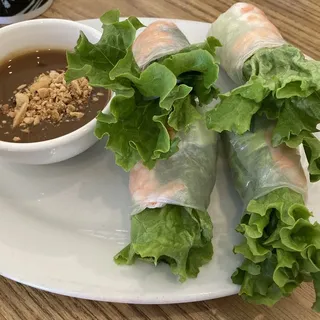Fresh Spring Rolls (2 rolls)
