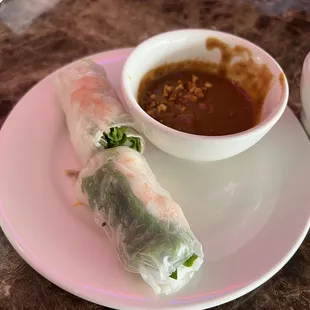 Spring roll (ate other one already)