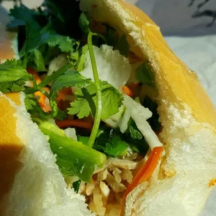 Banh mi bi.