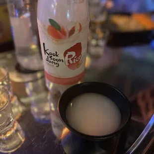 Peach makgeolli