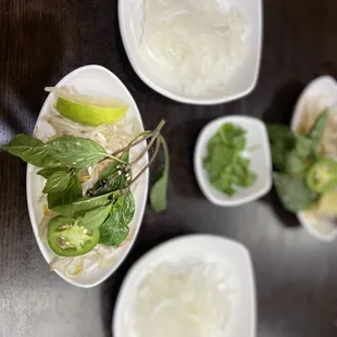 Onions, bean sprouts and lime