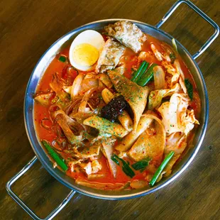 ramen and noodles, ramen, food, noodle soup, noodle dish, noodles