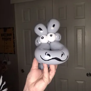 Hippo balloon