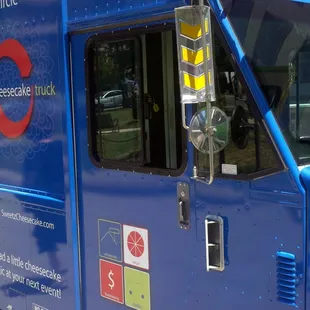 a blue food truck