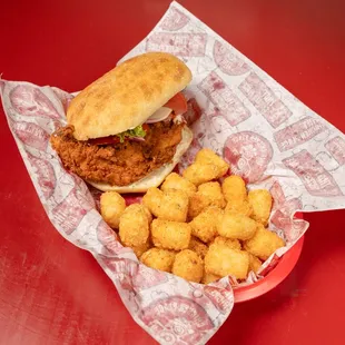 Fried Chicken Slider with Tater Tots