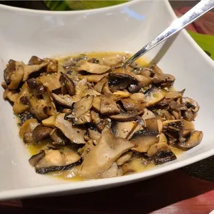 Mushrooms medley