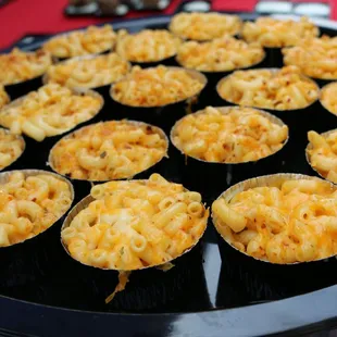 Sriracha mac and cheese