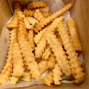 Crinkle fries