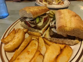 Hometown Pizza - Warsaw