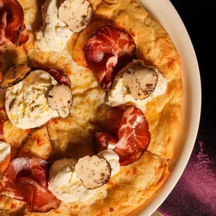 Pizza Burrata e Capicollo