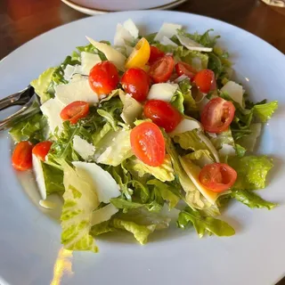 That's Amore House Salad