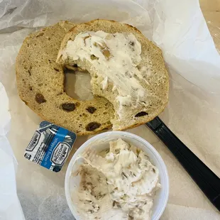 Cinnamon raisin bagel w/ hazelnut cream cheese