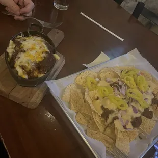 Adult Mac n cheese w/ burnt ends &amp; nachos with burnt ends