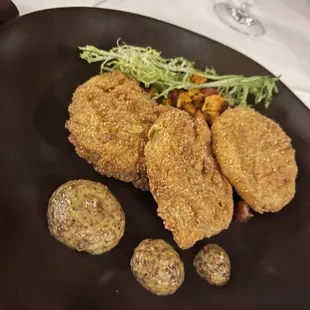 Fried green tomatoes !! Whoa !