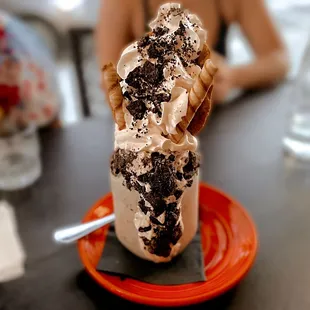 a chocolate ice cream sundae