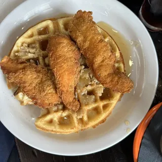 CHICKEN & WAFFLE