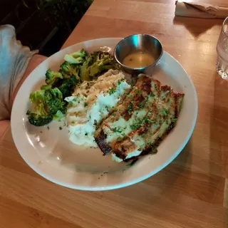 GARLIC MASHED POTATOES