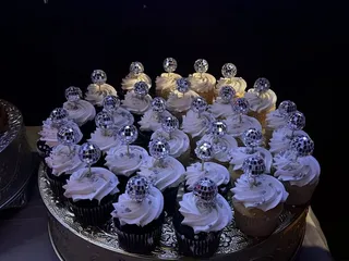 Kelly's Sports Bar & Billiards