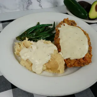 Chicken Fried Steak W/Mashed Potatoes &amp; Veggies