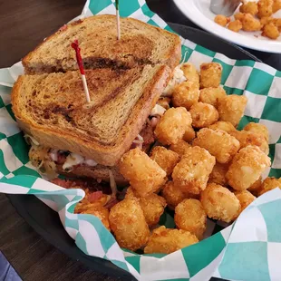 Reuben w Tots