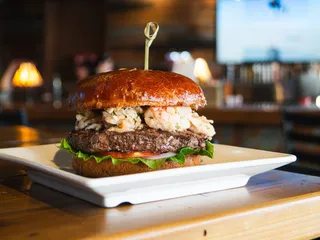 Flatiron bites & brews