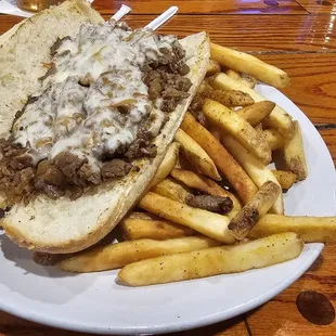 Cheesesteak with fries