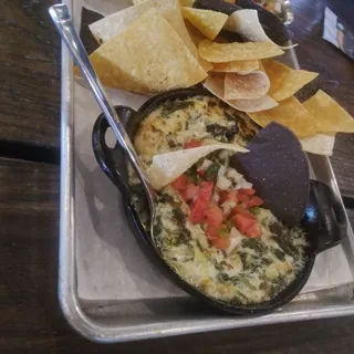 Cast-Iron Spinach Artichoke Dip*