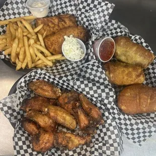 411 Smoked Wings, 411 Egg Rolls, &amp; Fish N' Chips