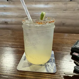 Mango jalapeño margarita