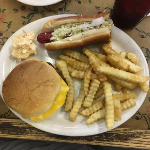 Tasty spicy pimento cheese tried valiantly to save the cheeseburger.