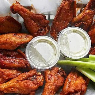 chicken wings and celery