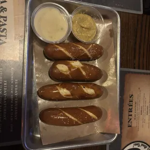 Pretzel bites