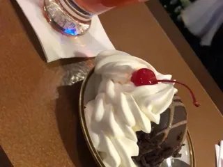 O'Malley's Supper Spirits & Song