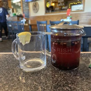 This drink was a gin based hibiscus tea... loved it!