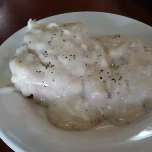 Biscuit and gravy