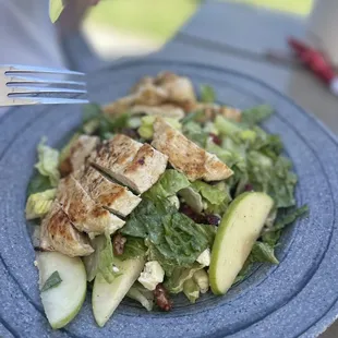 Gorgonzola &amp; Granny Smith Apple Salad
