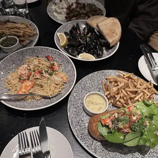 $ Full Fried Chicken Breast