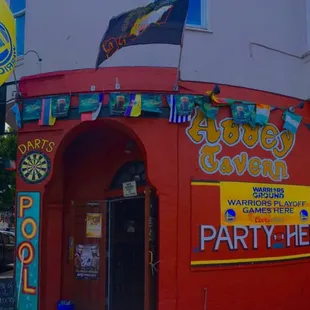 Out Front on 5th and Geary