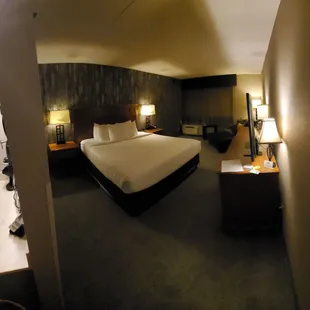 Pleasantly arranged, comfortable, clean, and reasobably priced... highly recommended!!!