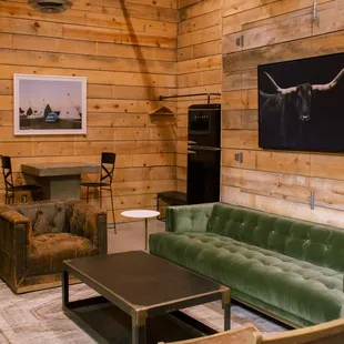 The Longhorn Suite at The Addison Grove- perfect for your wedding day preparations!