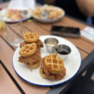 Spicy chicken waffle sliders