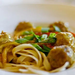 Curry Fettuccine with Meatballs