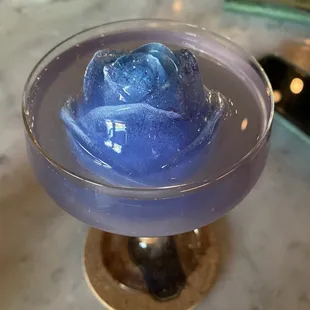 These custom made ice flowers are beautiful works of art