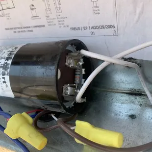 Piece that the technician told us his coworkers installed wrong.