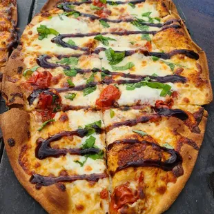 Margherita Flatbread Pizza~