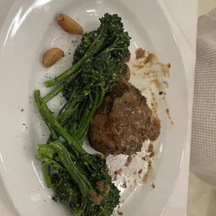 Filet, sub mashed potatoes for more broccolini.