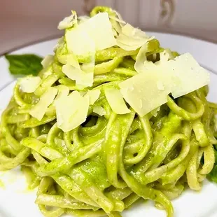 pasta dish, pasta, food